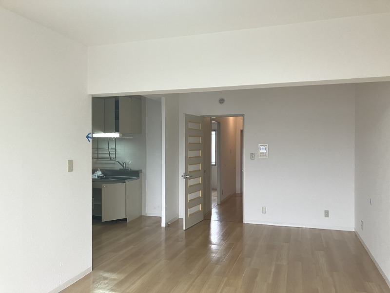 ラフィネ幕張本郷 リビング