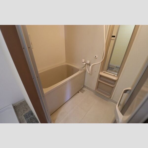 パティエール上本郷405号室 ユニットバス