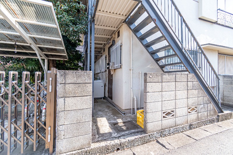 西山荘 エントランス