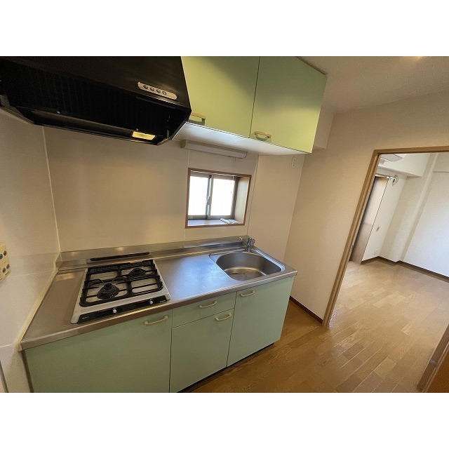 ルビナス・ウエストパレス0402号室 キッチン