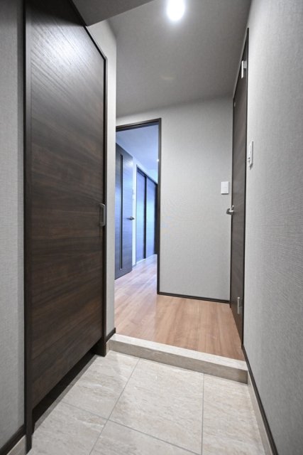 ＧＲＡＮＳＩＴＥ千代田水道橋4階 玄関