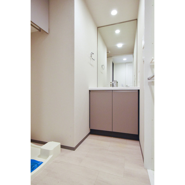 コスモグラシア浅草 内観