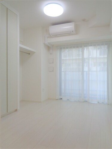 ＲＥＦＲＡＭＥ ５ Ｉｒｉｙａ7階 洋室