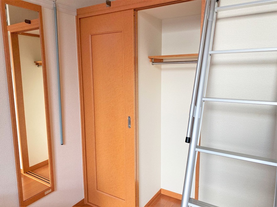 レオパレスハロー越谷203号室 内観