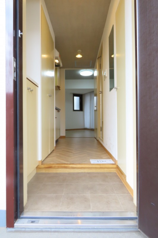 ドミトリー原町田5階 玄関