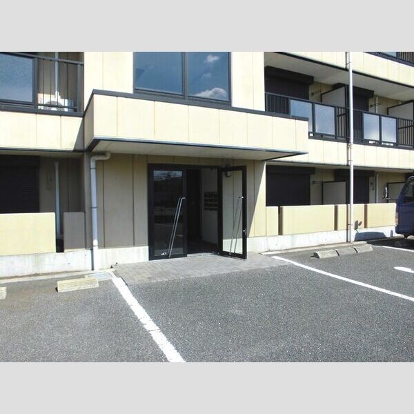 リビングタウン厚木203号室 同建物別部屋の参考画像