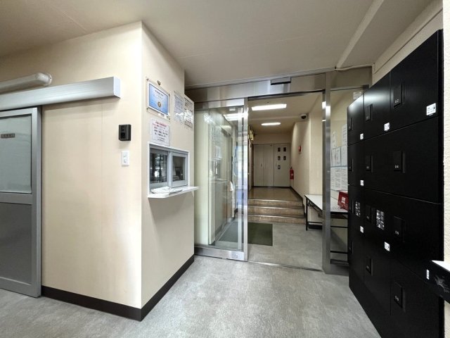 ハイツ芝大門 エントランス