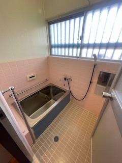 厚木市上依知戸建 シャワー、バスシート新設予定