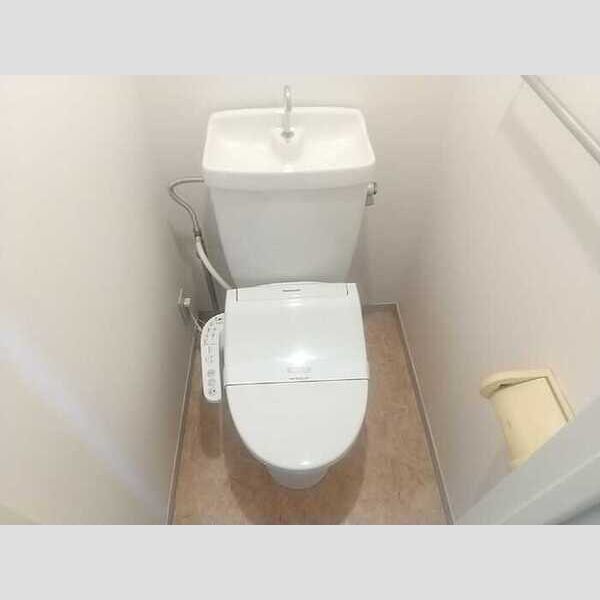 フォレストヴィラ北斗112号室 トイレ