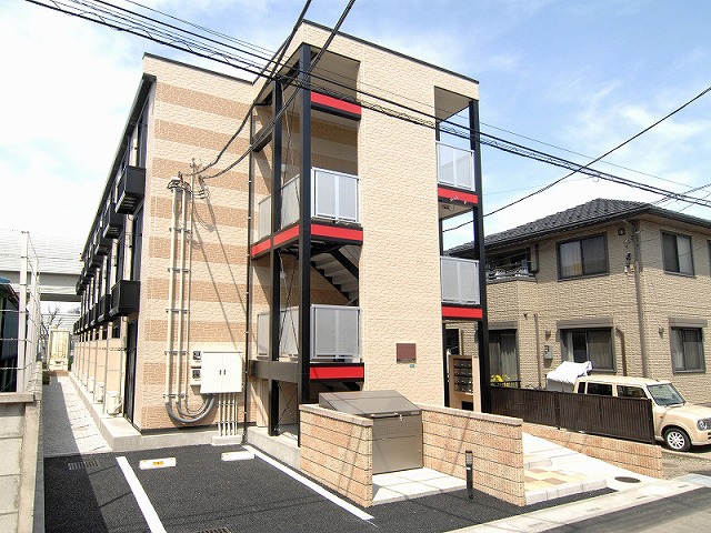 レオパレスアルカンシェル 外観