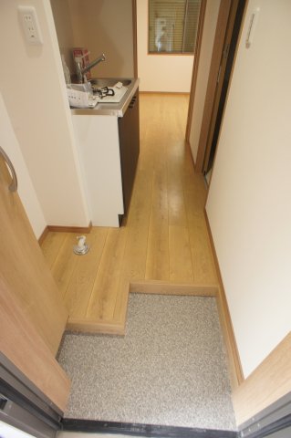 ルミエール・エタンセル　サンク きれいな玄関です