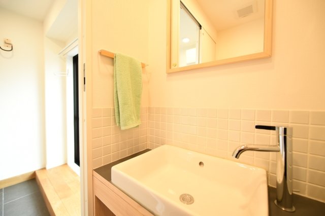 クレベール西新宿フォレストマンション2階 ※家具小物等はイメージです