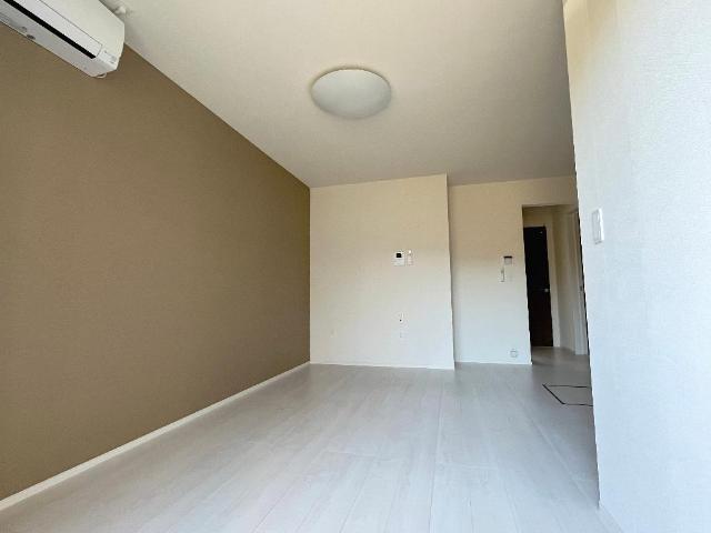 ラ・ジオンあきる野103号室 リビング