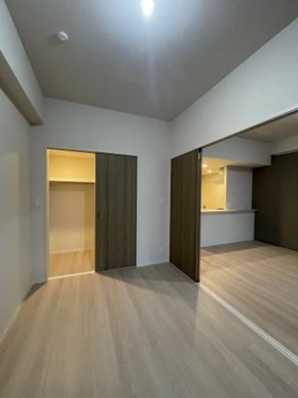 ジュウセイ　レジデンス 寝室