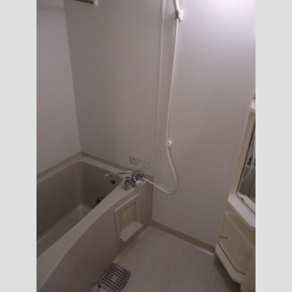 グランディールナギサワ 浴室換気乾燥機付き