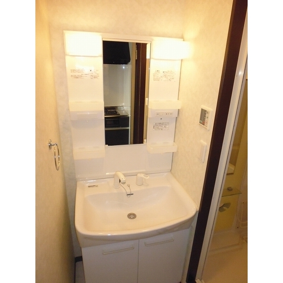 メゾンブランセ1階 内観