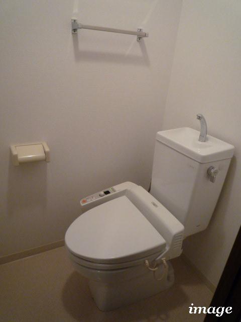 ガラ・ステージ目白台8階 トイレ