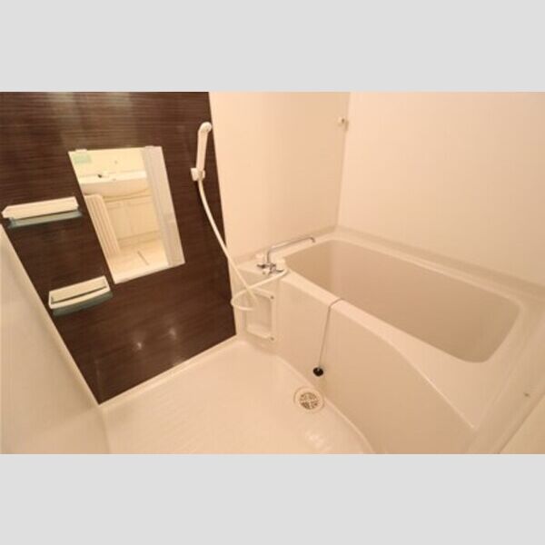 ラマージュおおたかの森201号室 浴室