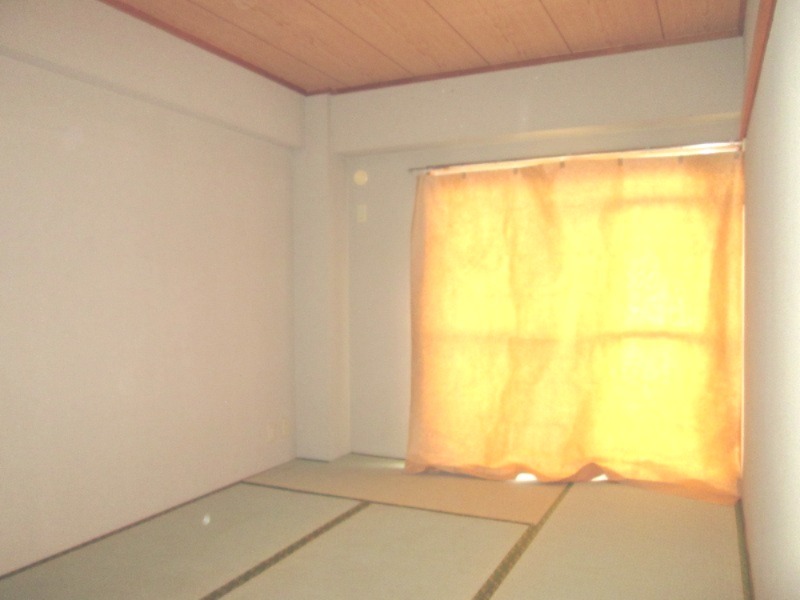 パレ岸町1階 ※別部屋参照