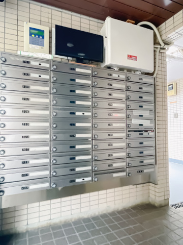 スカイコート白楽第2302号室 メールボックス