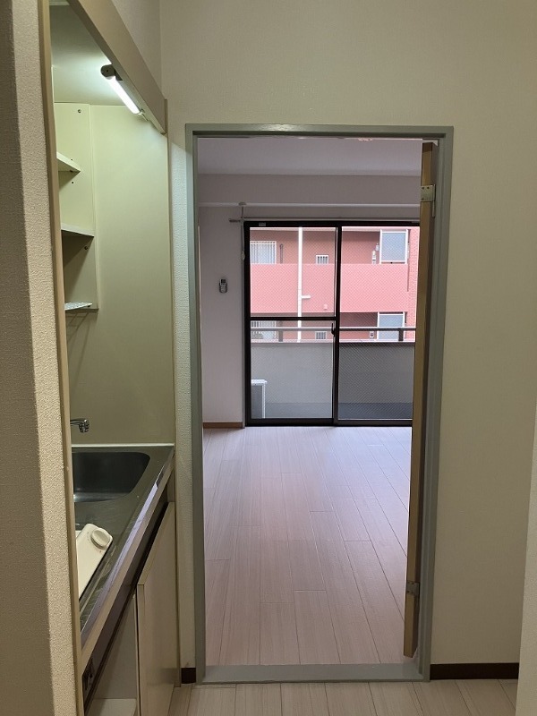 アミューズＦハウス4階 内観