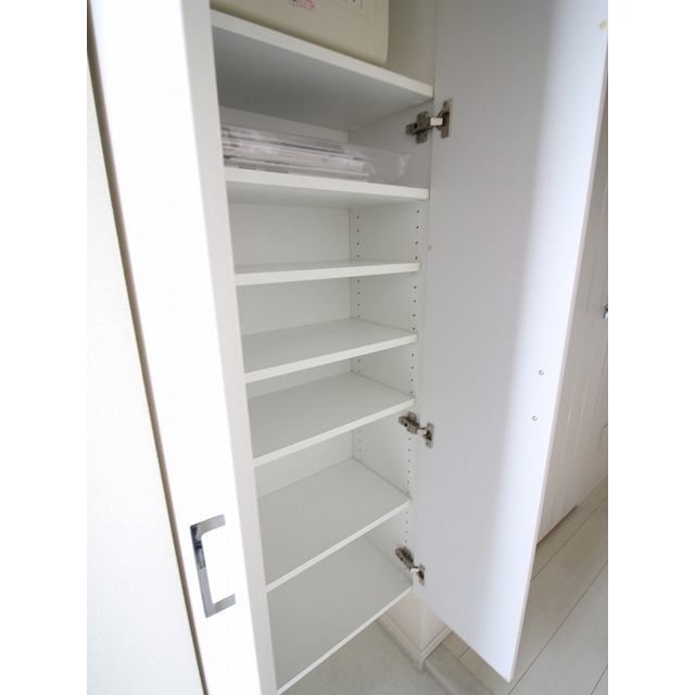 プレール・ドゥーク潮見 内観