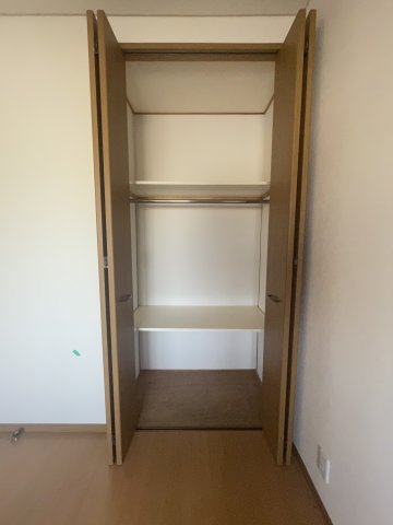 アソシエール溝の口1302号室 収納