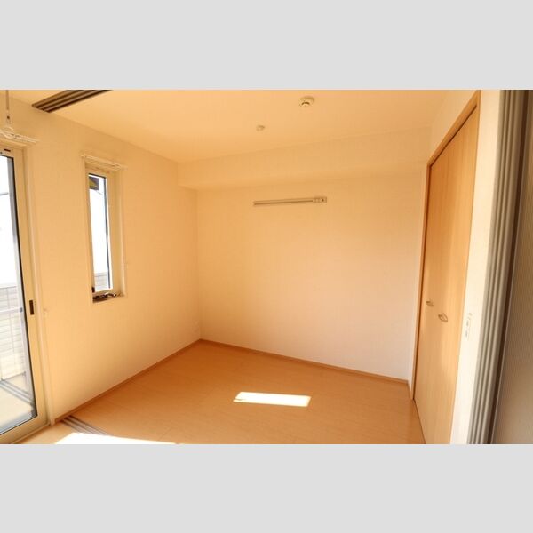 ベルレージュ エム203号室 洋室