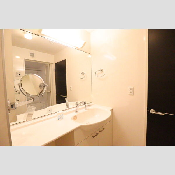 ドルチェ・アンナ　B 洗髪洗面化粧台