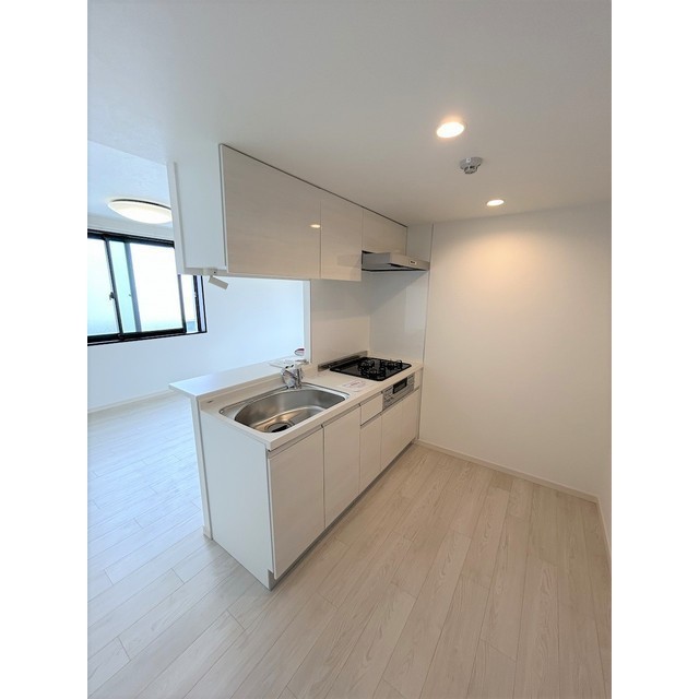 SOLASIA residence世田谷代田0301号室 キッチン