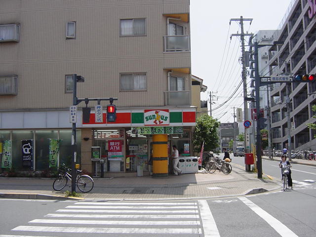 シャルマンヒルズ コンビニまで500ｍ