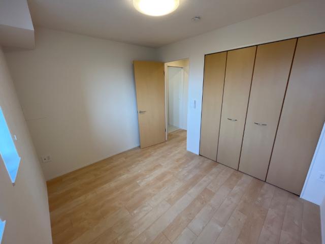 サンリット・ビラ　参番館 洋室