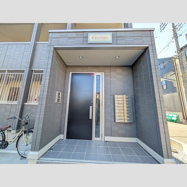 グランベリー エントランス