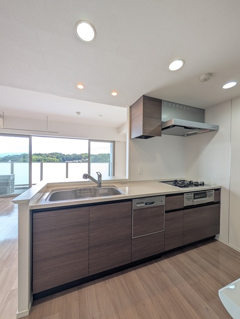 ザ・パークハウス上麻生613号室 キッチン　2025年10月撮影