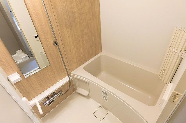 第六鳥塚ビル6階 バス