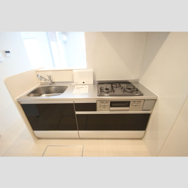 ファミユB306号室 グリル付きシステムキッチン