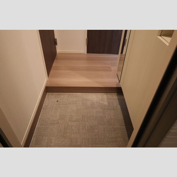 ベルフルール102号室 玄関