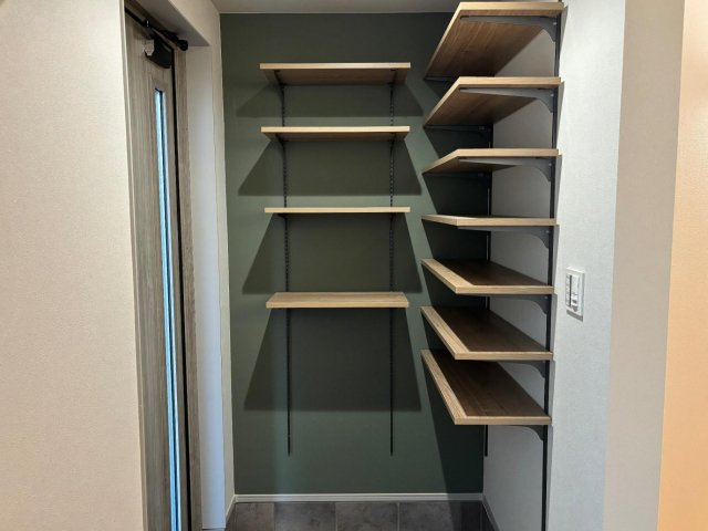 WIZBELL 大容量のオープンシューズ収納＋雨具・傘等も収納可能