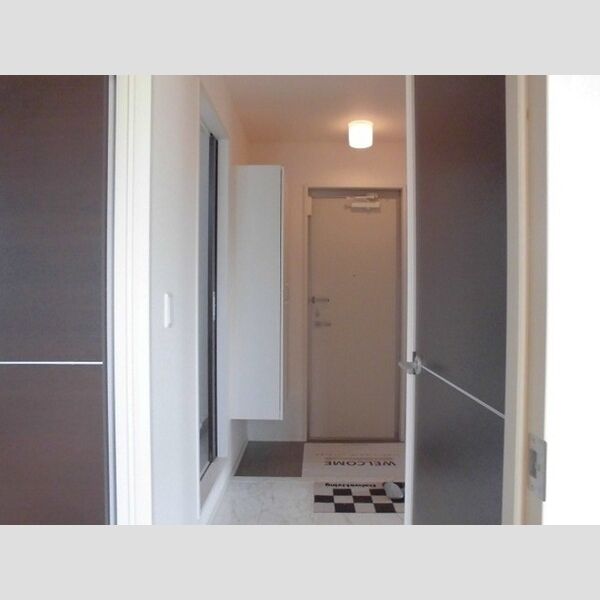 グランソーレⅠ ■玄関と下駄箱です■