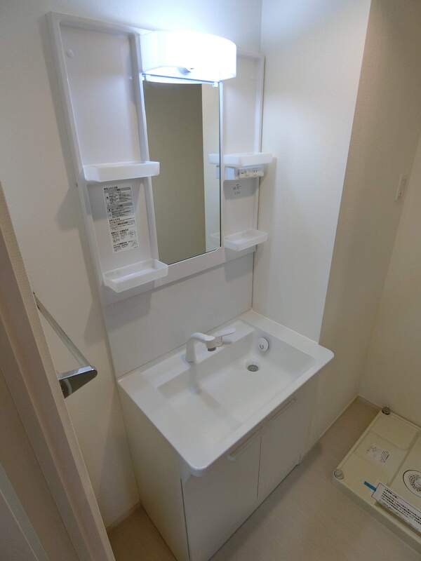 グレイス蓮根1階 洗面