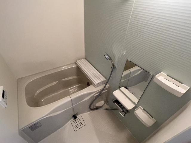 プレジ・マルトモ(ＰＲＥＳＩ・ＭＡＲＵＴＯＭＯ) バス