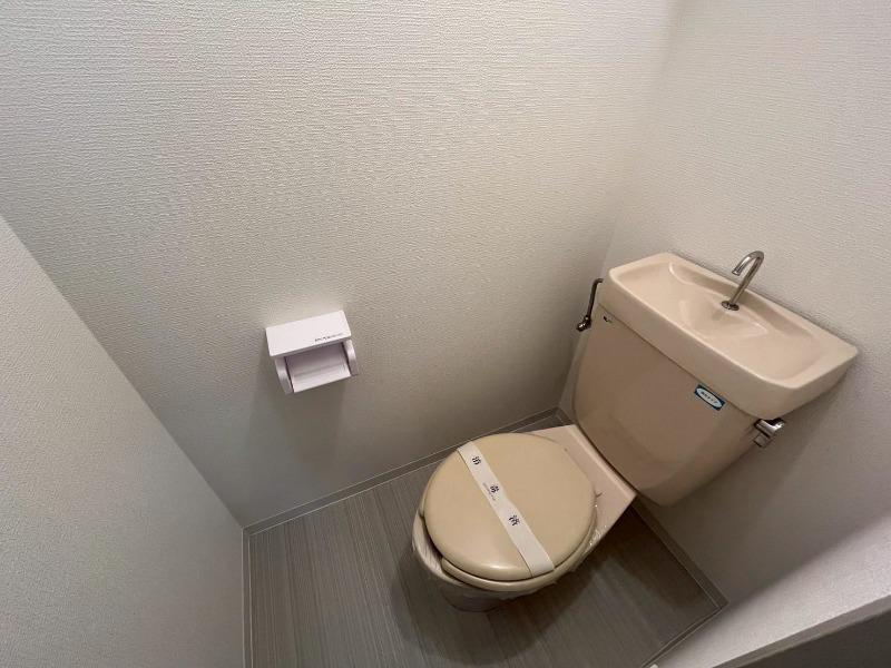 クロノス四之宮2階 トイレ