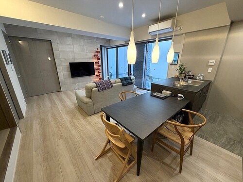 フェリスコート自由が丘 リビングダイニング（退去前）※家具・什器は撤去いたします。