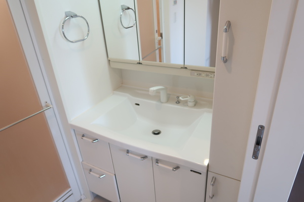 千葉ポートイースト9階 同建物別部屋の参考画像