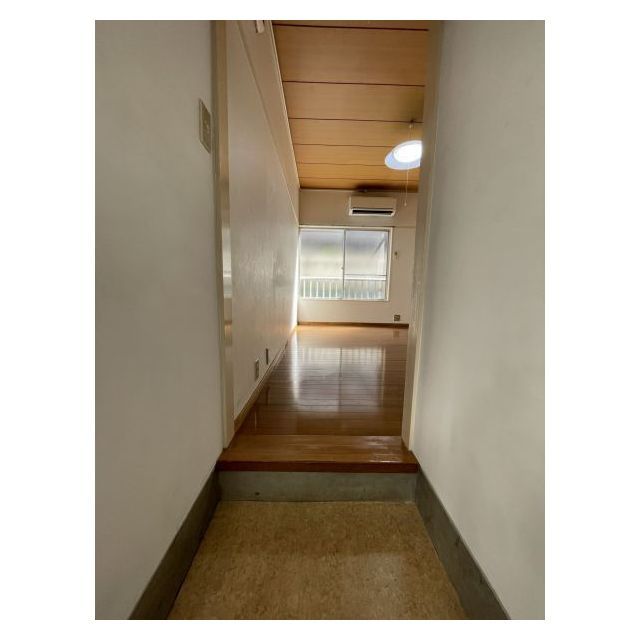 コスモハウス桜新町 玄関