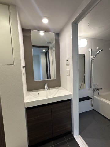 フロンティア新宿タワー1811号室 ※参考写真 