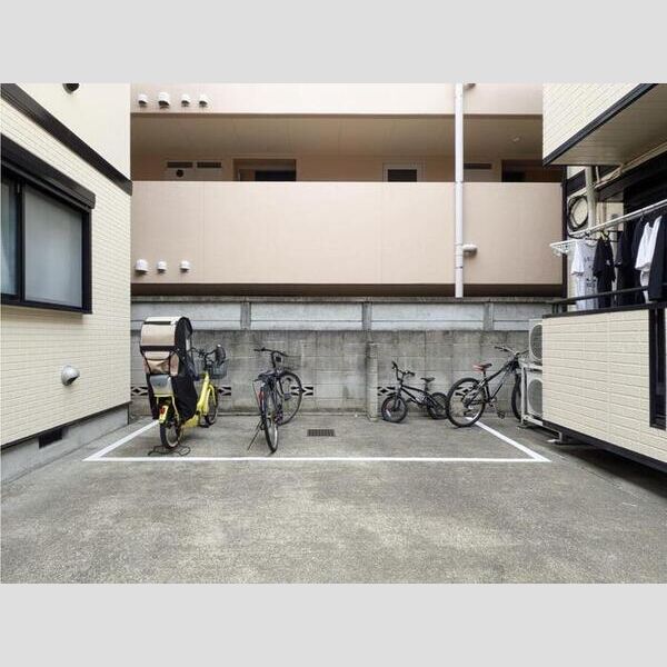 ビューパレスⅡ 駐輪場