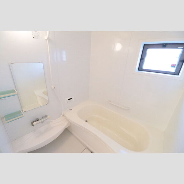 リビングタウン三橋西　B 浴室換気乾燥機バスルーム