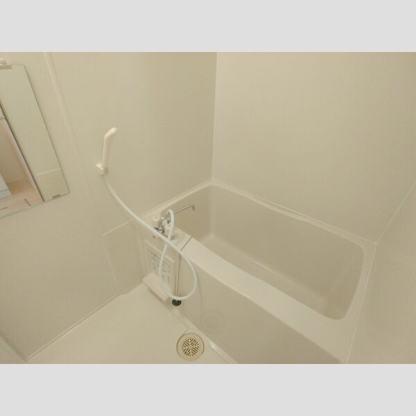 シャングリラ206号室 浴室