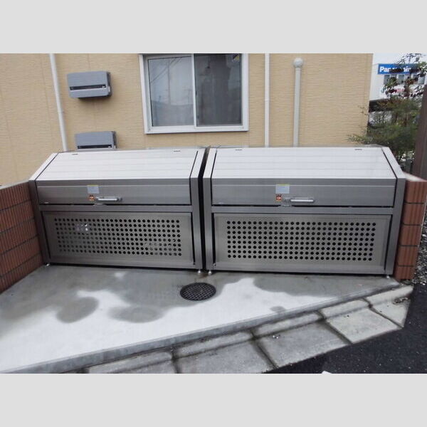 コリーヌオッツ 周辺